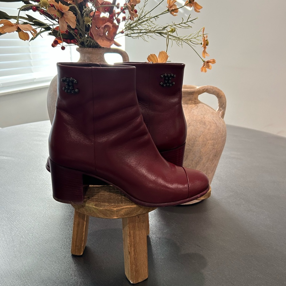 Chanel booties - Picture 2 of 8